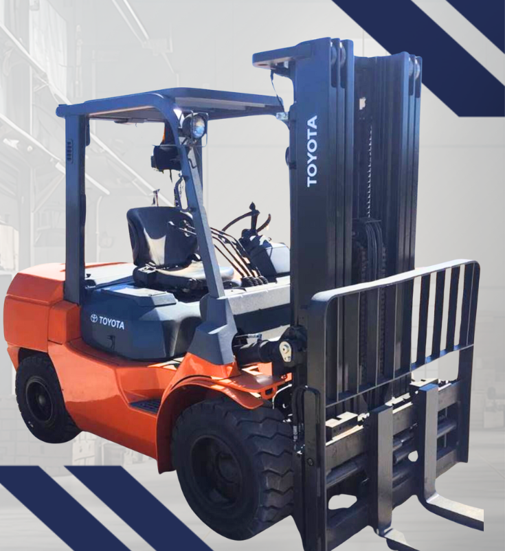 2009 TOYOTA 9K PNEUMATIC TIRE FORKLIFT