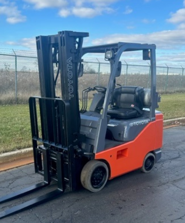 2017 TOYOTA 4K CUSHION TIRE FORKLIFT