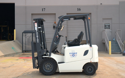 2023 PATRIOT 4.4K PNEUMATIC TIRE FORKLIFT