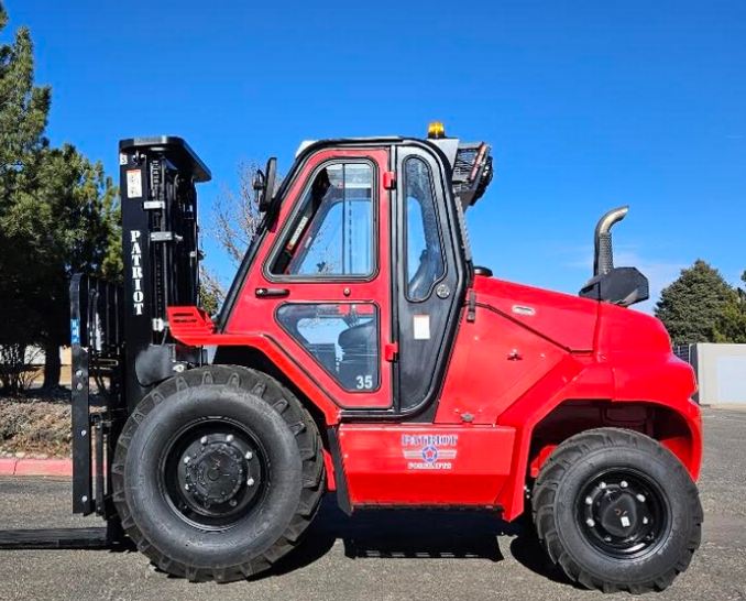 2024 PATRIOT 8K ROUGH TERRAIN FORKLIFT