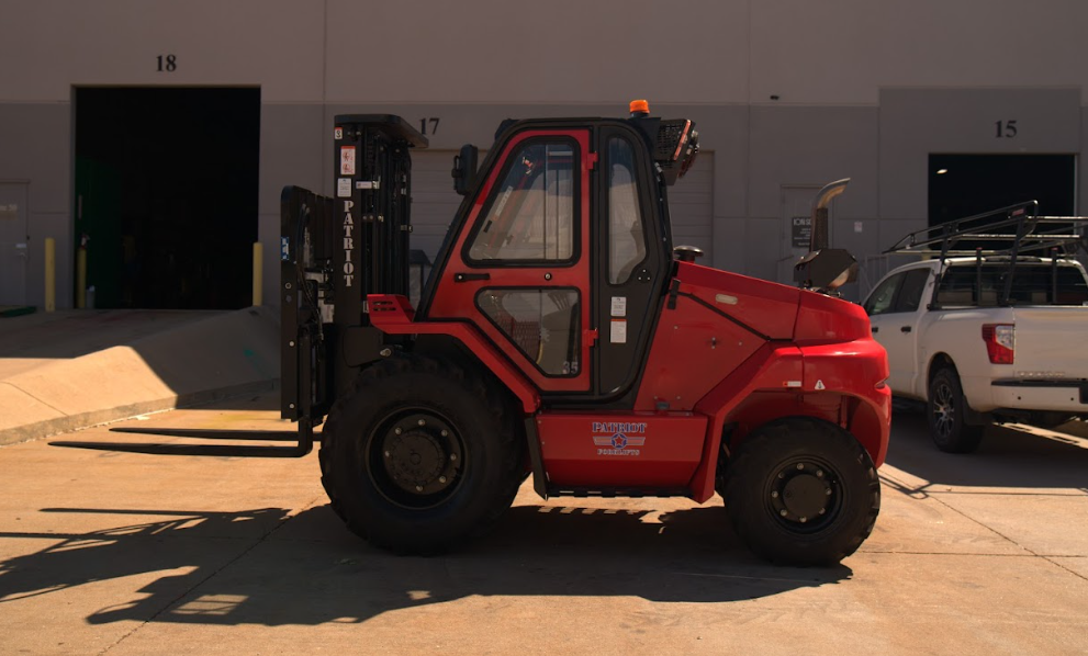 2023 PATRIOT 8K ROUGH TERRAIN FORKLIFT