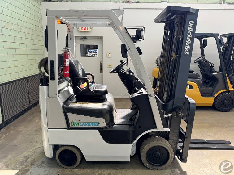 2017 UNICARRIERS 3K CUSHION TIRE FORKLIFT