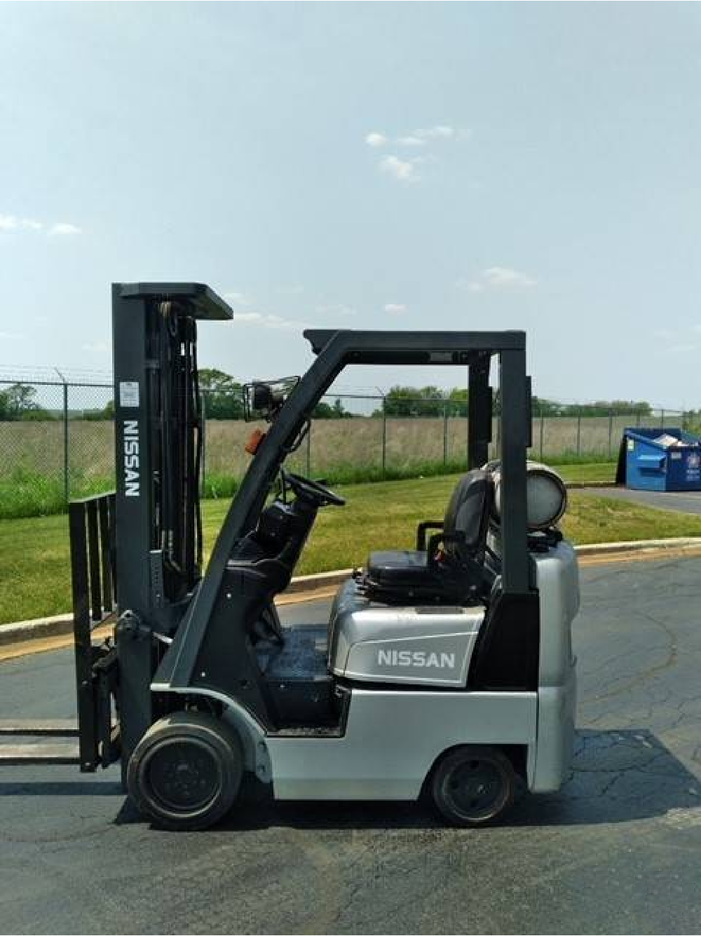 2008 NISSAN 3.5K CUSHION TIRE FORKLIFT