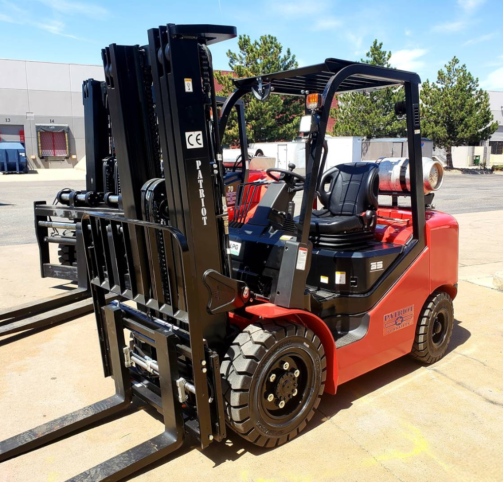 2023 LP GAS PATRIOT G35 PNEUMATIC TIRE 4 WHEEL SIT DOWN
