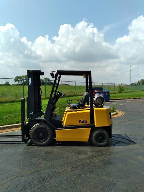 1998 YALE 5K PNEUMATIC TIRE FORKLIFT