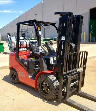 2023 PATRIOT 8K PNEUMATIC TIRE FORKLIFT