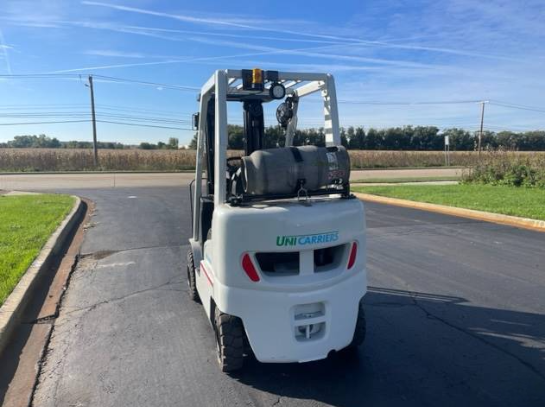 2016 UNICARRIERS 5K PNEUMATIC TIRE FORKLIFT