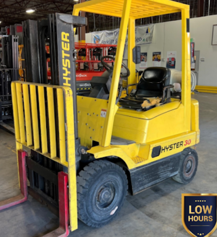 2000 HYSTER 3K PNEUMATIC TIRE FORKLIFT