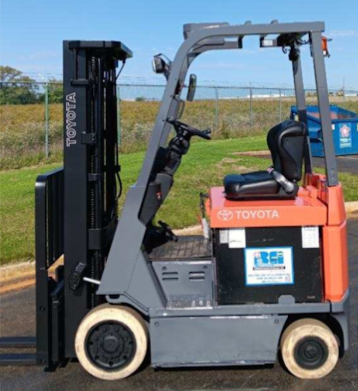 2017 TOYOTA 3K CUSHION TIRE FORKLIFT