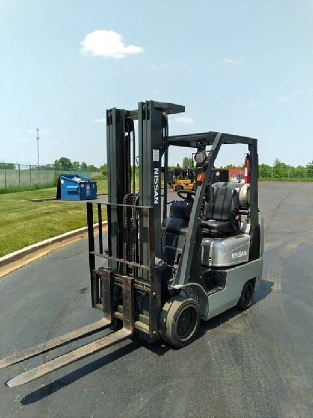 2008 NISSAN 3.5K CUSHION TIRE FORKLIFT