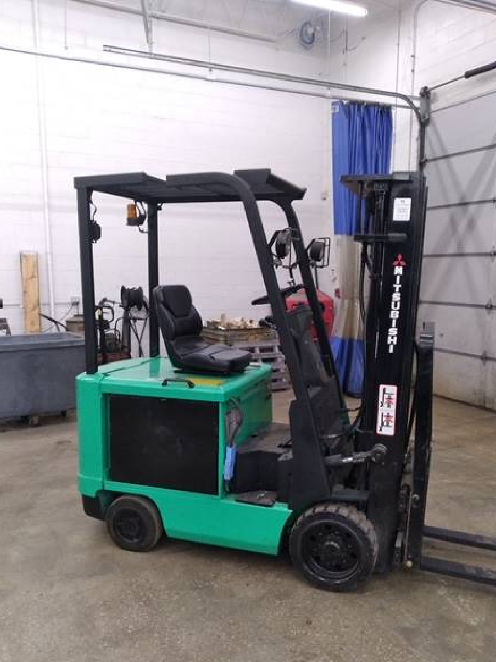 1996 MITSUBISHI 3.5K CUSHION TIRE FORKLIFT