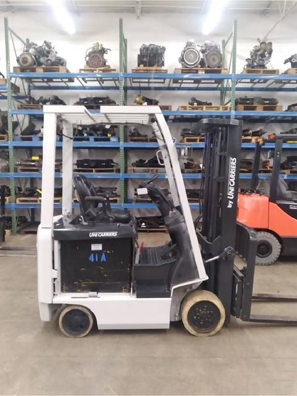 2014 UNICARRIERS 3.5K CUSHION TIRE FORKLIFT