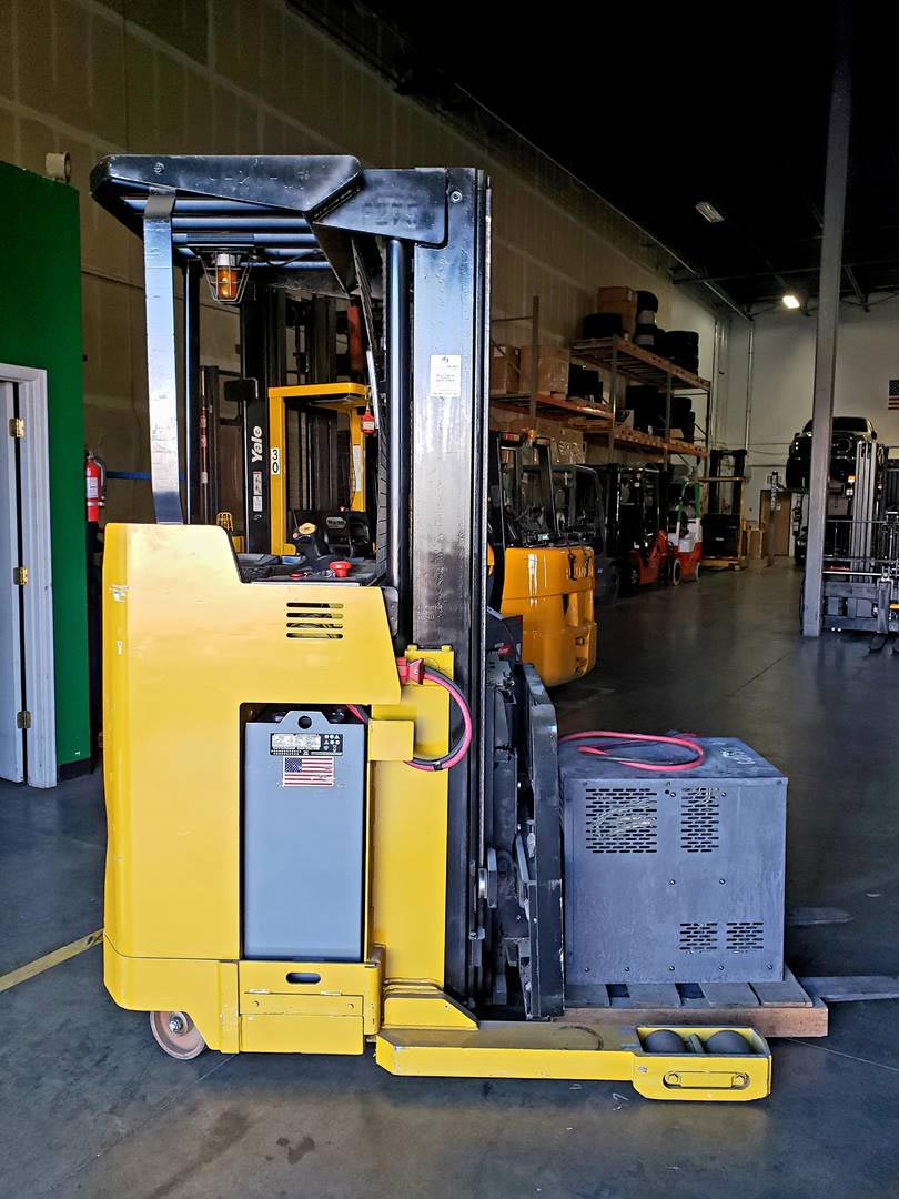 2006 ELECTRIC YALE NR040AENS24TE091 ELECTRIC NARROW AISLE SINGLE REACH