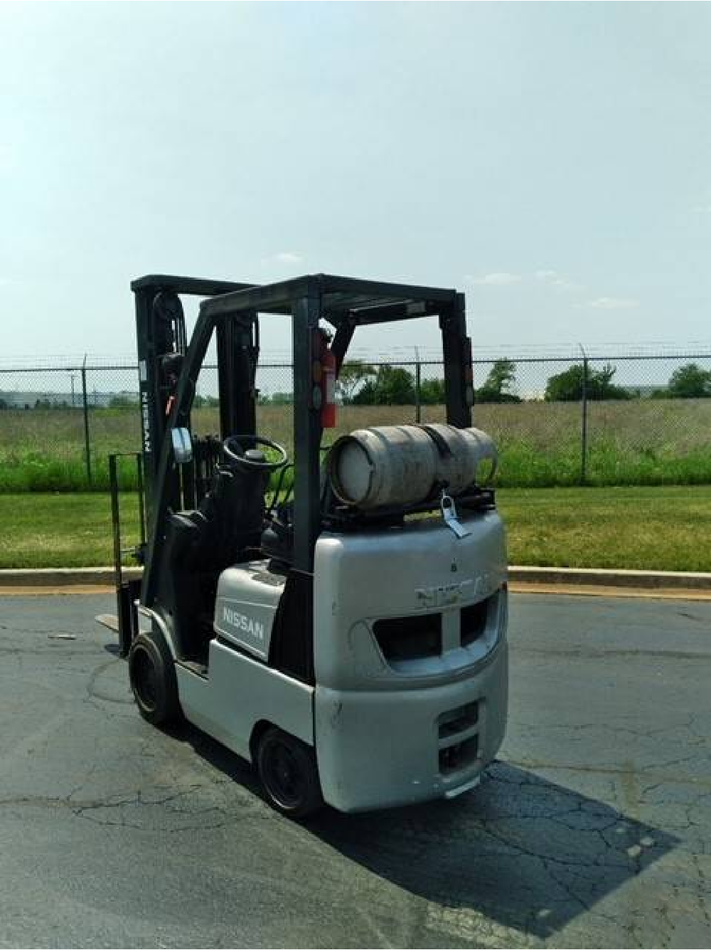 2008 NISSAN 3.5K CUSHION TIRE FORKLIFT