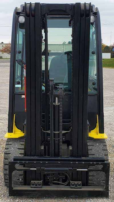 2011 YALE 5K PNEUMATIC TIRE FORKLIFT