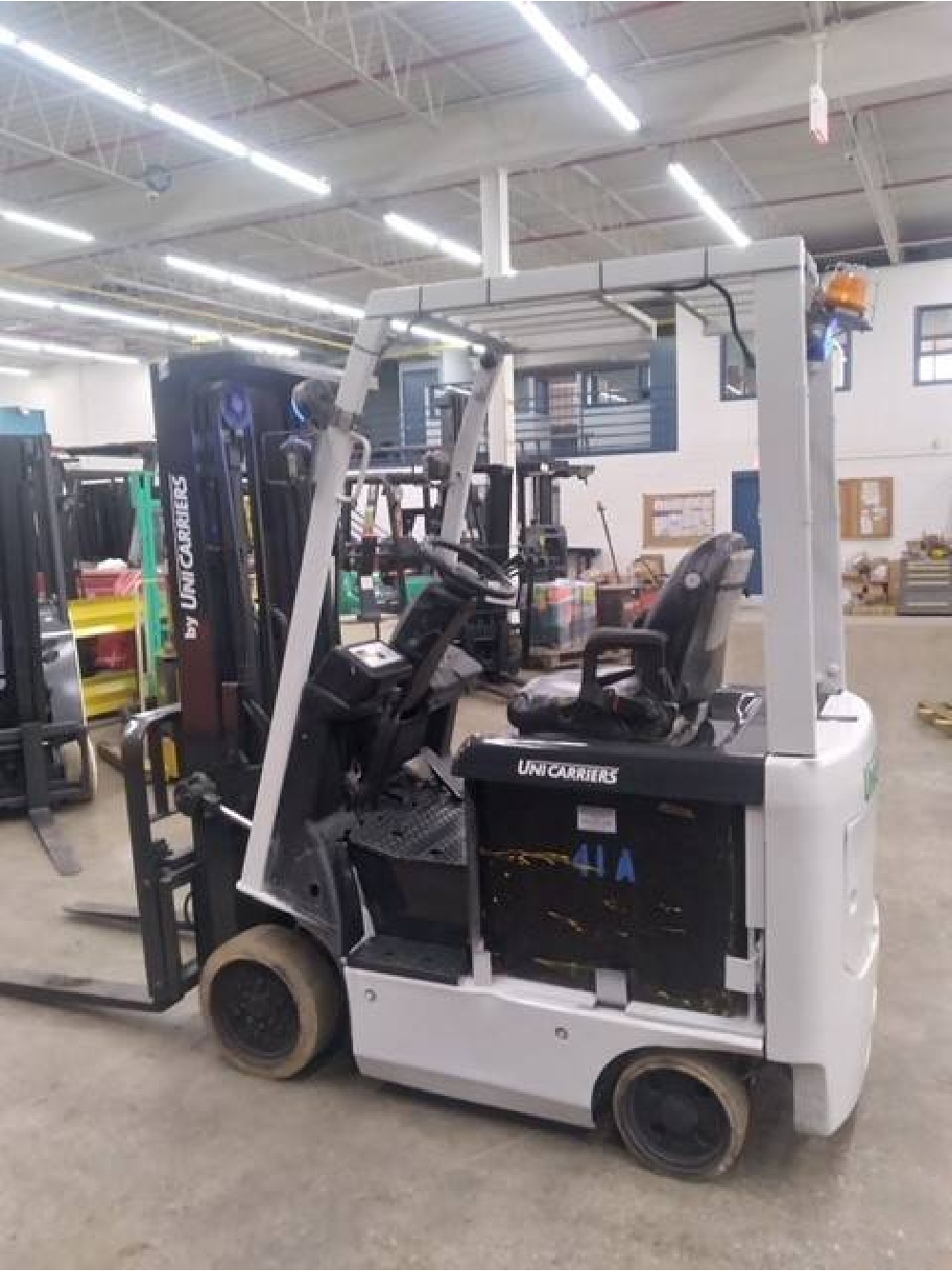 2014 UNICARRIERS 3.5K CUSHION TIRE FORKLIFT