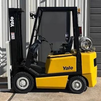 2004 YALE 4K PNEUMATIC TIRE FORKLIFT