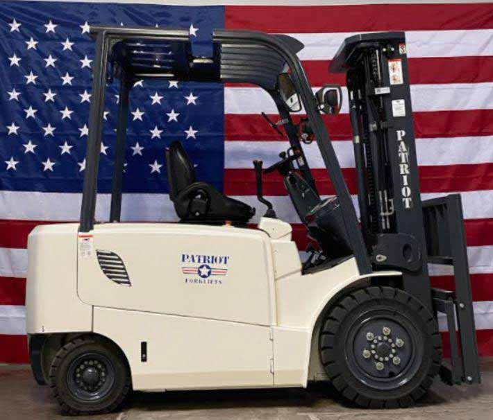 2023 PATRIOT 7K PNEUMATIC TIRE FORKLIFT