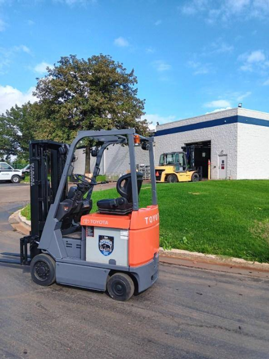 2019 TOYOTA 3K CUSHION TIRE FORKLIFT