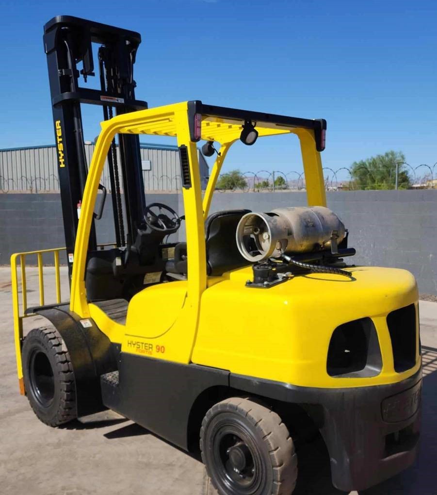 2007 HYSTER 9K PNEUMATIC TIRE FORKLIFT