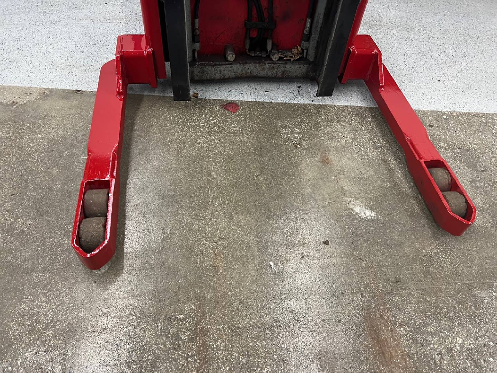 2003 RAYMOND 4K CUSHION TIRE FORKLIFT