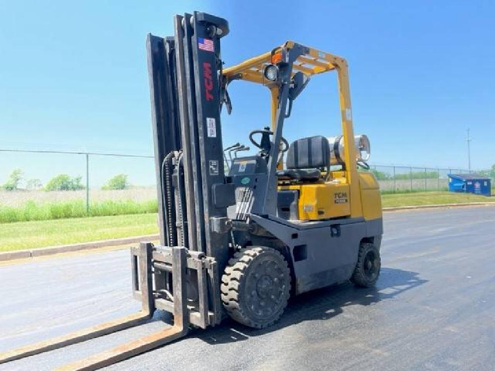 2000 TCM 5K CUSHION TIRE FORKLIFT