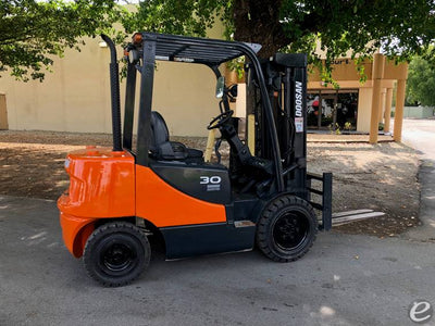2013 DOOSAN 6K PNEUMATIC TIRE FORKLIFT