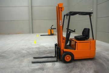 purchase clark forklifts