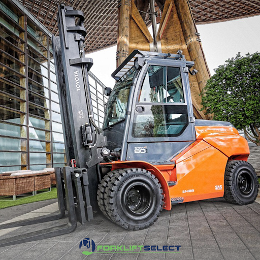 featured image of the blog titled "Mastering the Art of Efficient Stacking: Tips for Optimal Forklift Use"